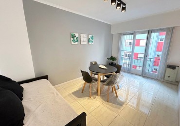 DEPARTAMENTO 2 AMB AL FRENTE, TODO EXTERNO, CON BALCON FRANCES - ZONA: CENTRO