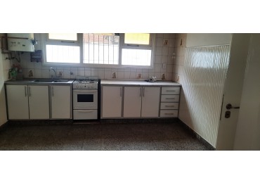 ALQUILER COMERCIAL / PROFESIONAL