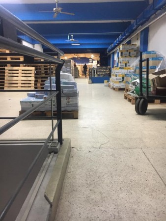 SE ALQUILA LOCAL COMERCIA DE 1200M²