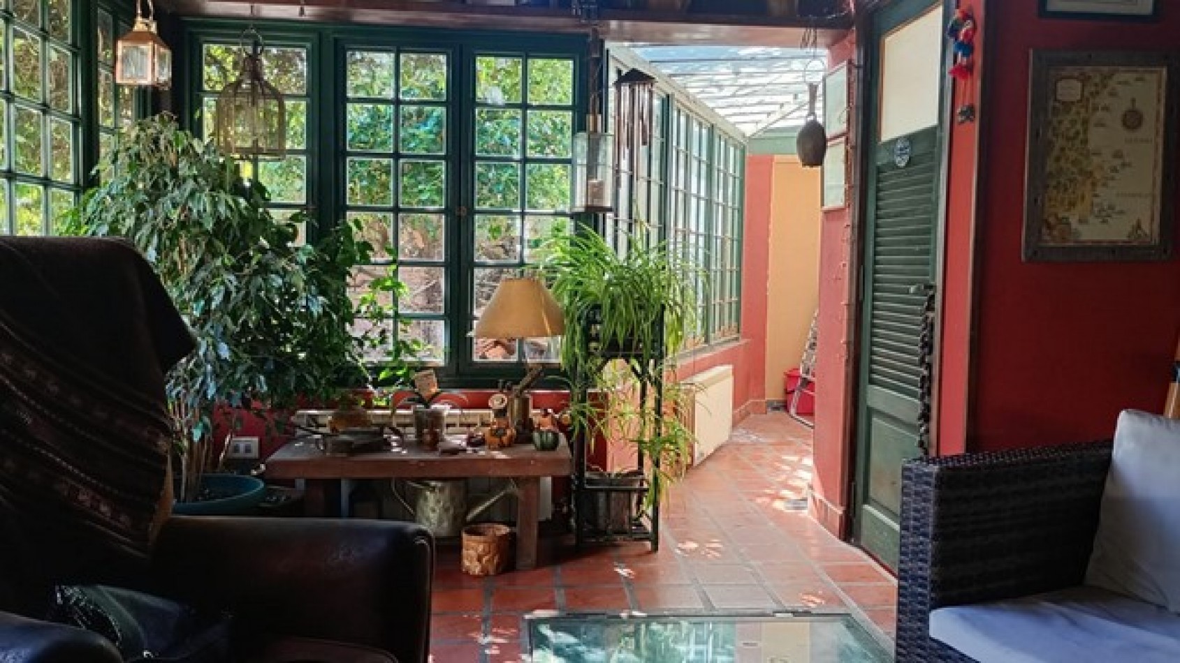 Excelente Chalet reciclado de 5 ambientes, amplio patio San Jose o permuta 3 amb con cochera  14 de Julio entre Rawson y Garay