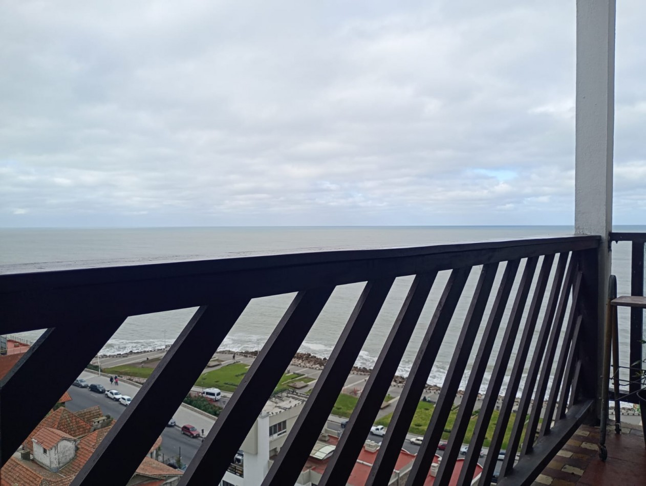  URGENCIA DE VENTA!!. SEMIPISO TRES AMBIENTES C/ESPECTACULAR VISTA AL MAR EN BARRIO LA PERLA!!! ESCUCHA OFERTAS