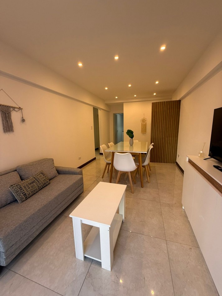 Venta Departamente tres ambientes al frente. Brown al 2300. Amoblado