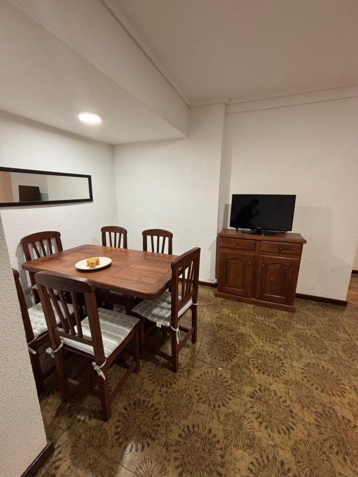  Oportunidad!. Venta dpto dos ambientes c/cochera. Brown al 1800.