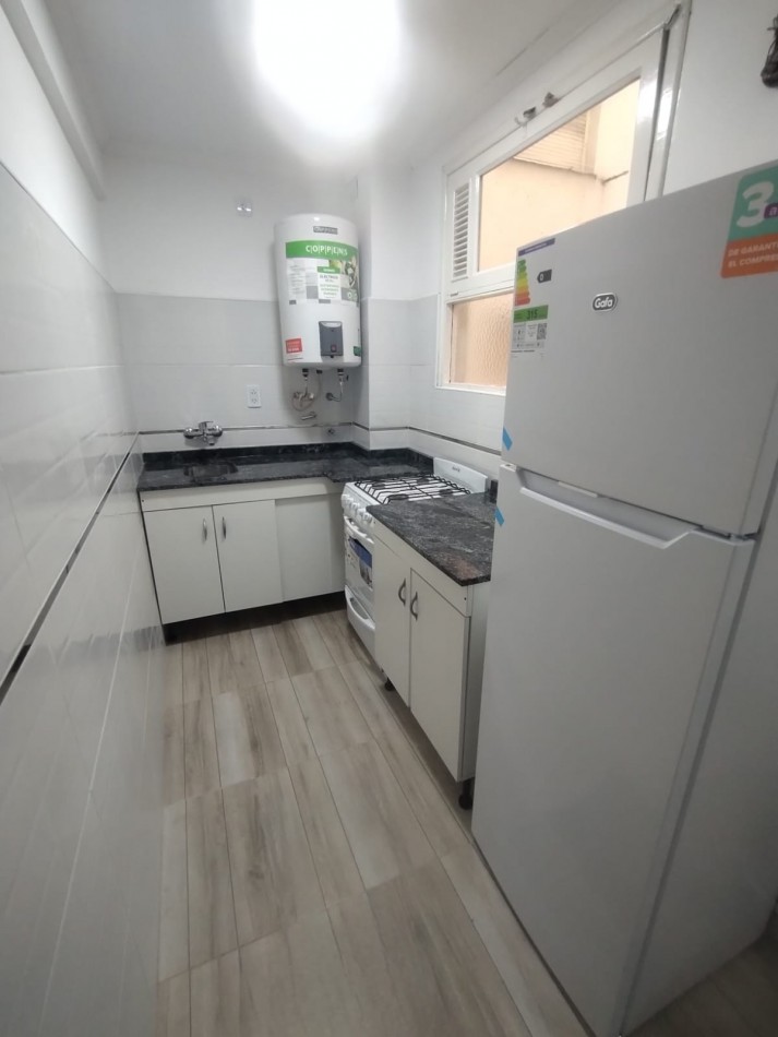 Venta departamento dos ambientes invertido. Zona Aldrey