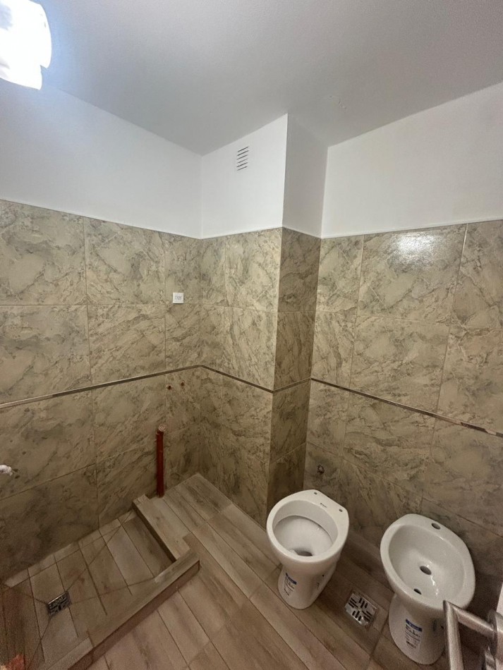 Venta departamento dos ambientes invertido. Zona Aldrey