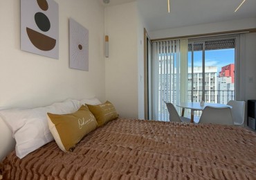 Venta Monoambiente Reciclado y Amoblado. Calle Buenos Aires al 2300.