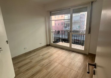 Venta departamento dos ambientes invertido. Zona Aldrey
