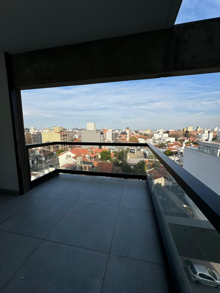 EXCLUSIVO PISO DE TRES AMBIENTES A ESTRENAR 