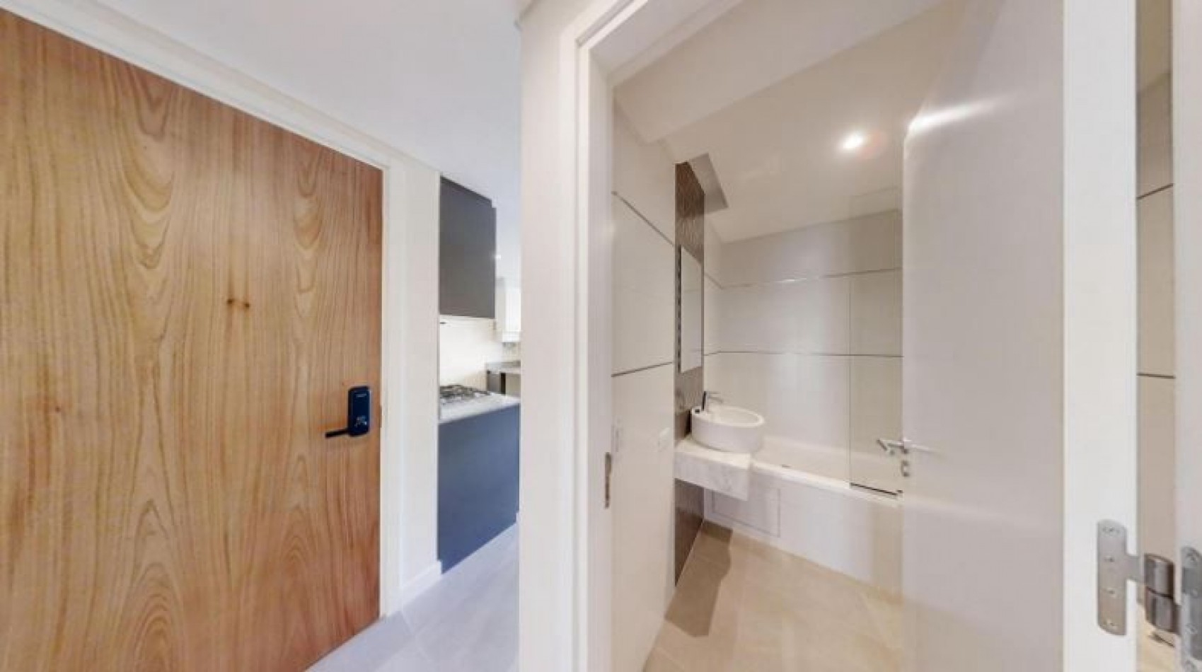 Dos ambientes con balcon saliente al frente - Cochera- Developer IX