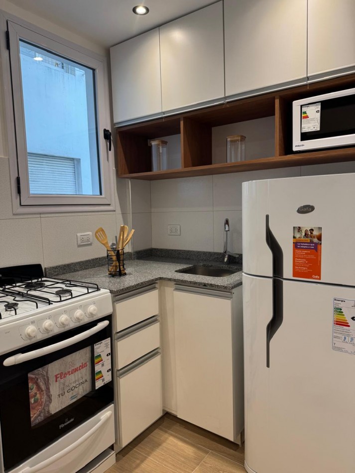 EN VENTA DOS AMBIENTES CONTRAFRENTE - SANTA FE 1600 -