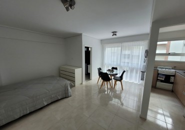 VENTA AMBIENTE Y MEDIO -ENTRE RIOS 2200-